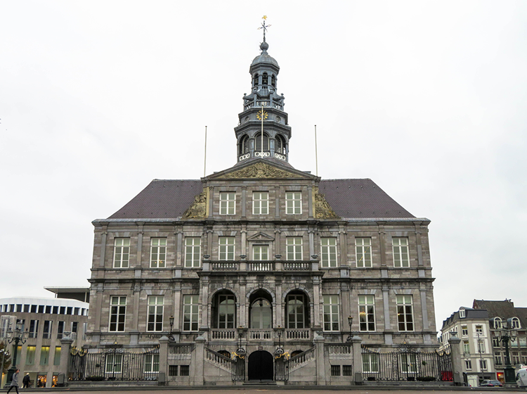 Minder avonden patrouille door handhaving gemeente